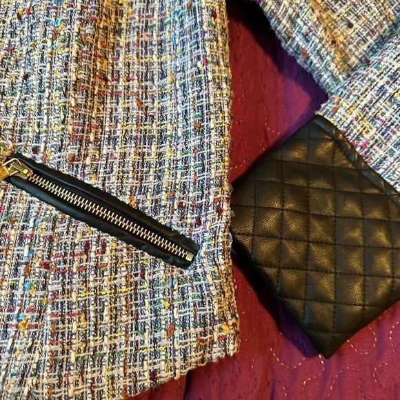 Bernardo collection tweed jacket with snaps and faux leather accents med - Picture 5 of 8